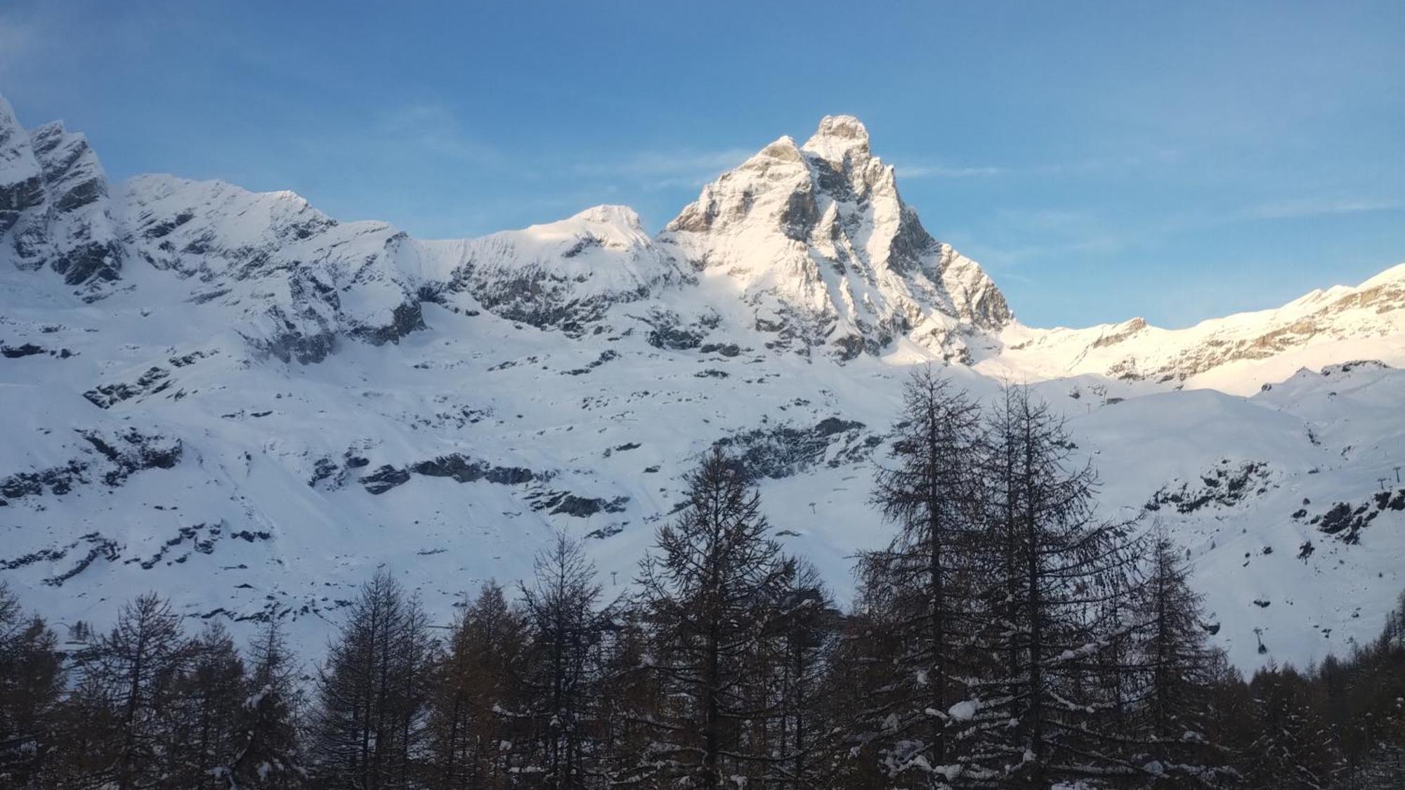 Cervinia Apartments Breuil-Cervinia Exteriör bild